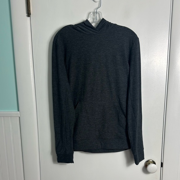 Outdoor Voices Men's Dark Grey Heather CloudKnit Pullover Hoodie Size Small - Picture 2 of 9